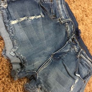 Short, stretchy jean shorts